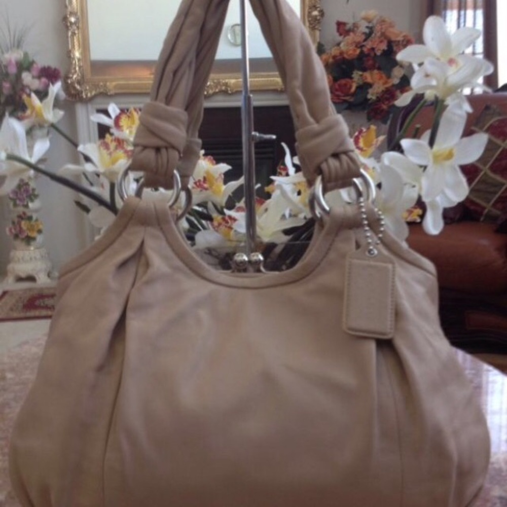 Coach Parker Kisslock Leather Bag